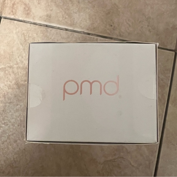 BRAND NEW PMD Clean Pro RQ Rose Quartz Facial Cleansing Device - Picture 5 of 5
